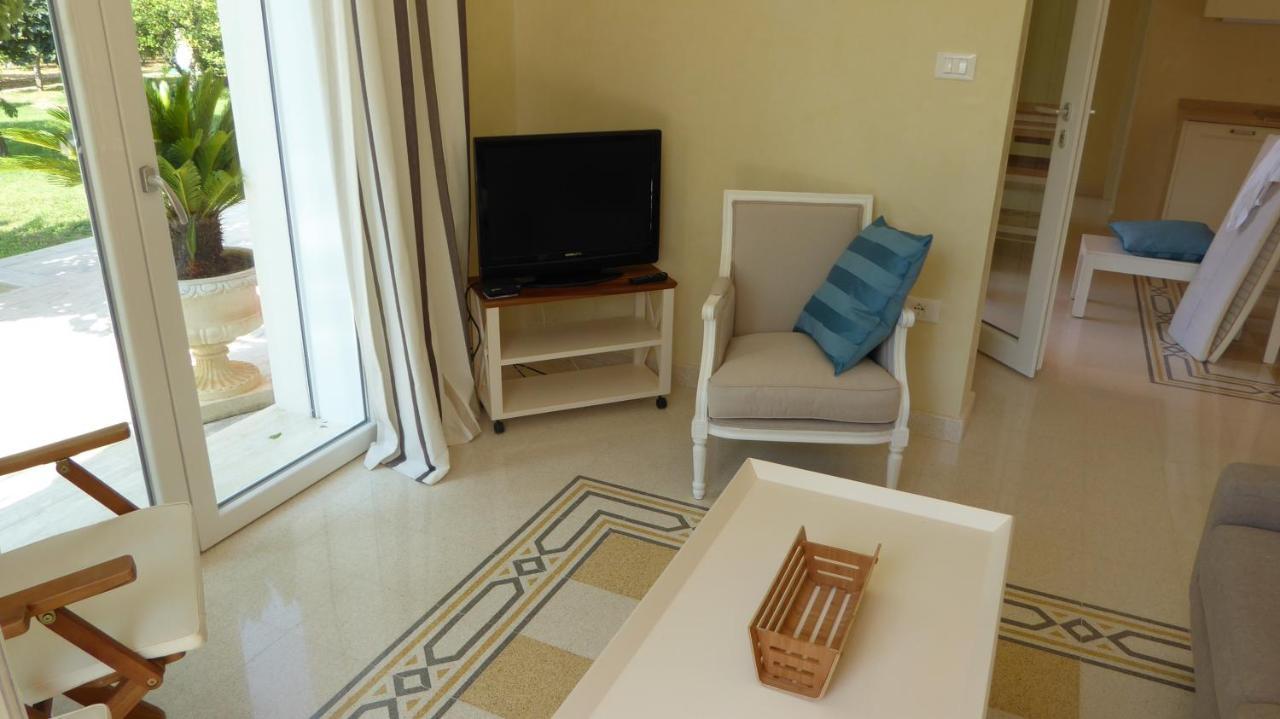 Villa Sirgole Rosa With Pool, Galatina Cutrofiano Dış mekan fotoğraf