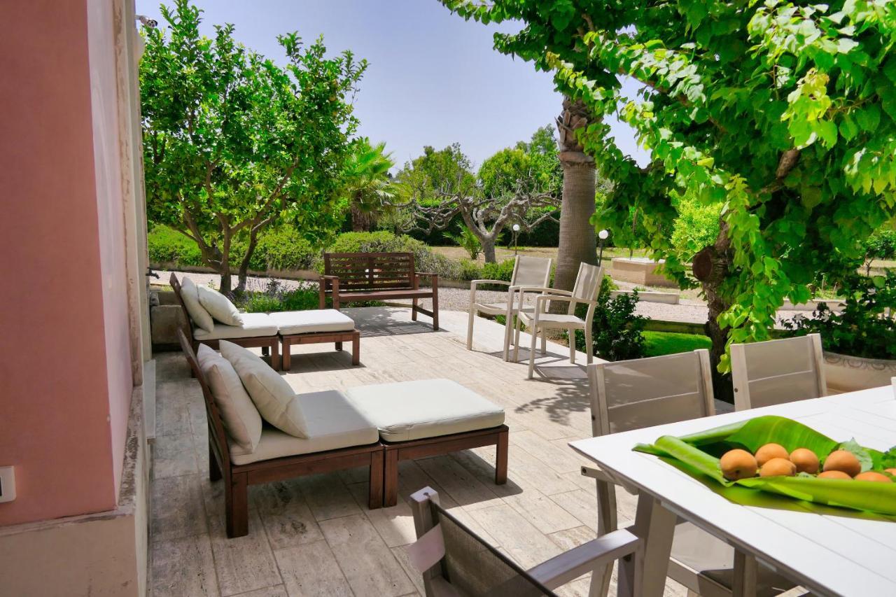 Villa Sirgole Rosa With Pool, Galatina Cutrofiano Dış mekan fotoğraf