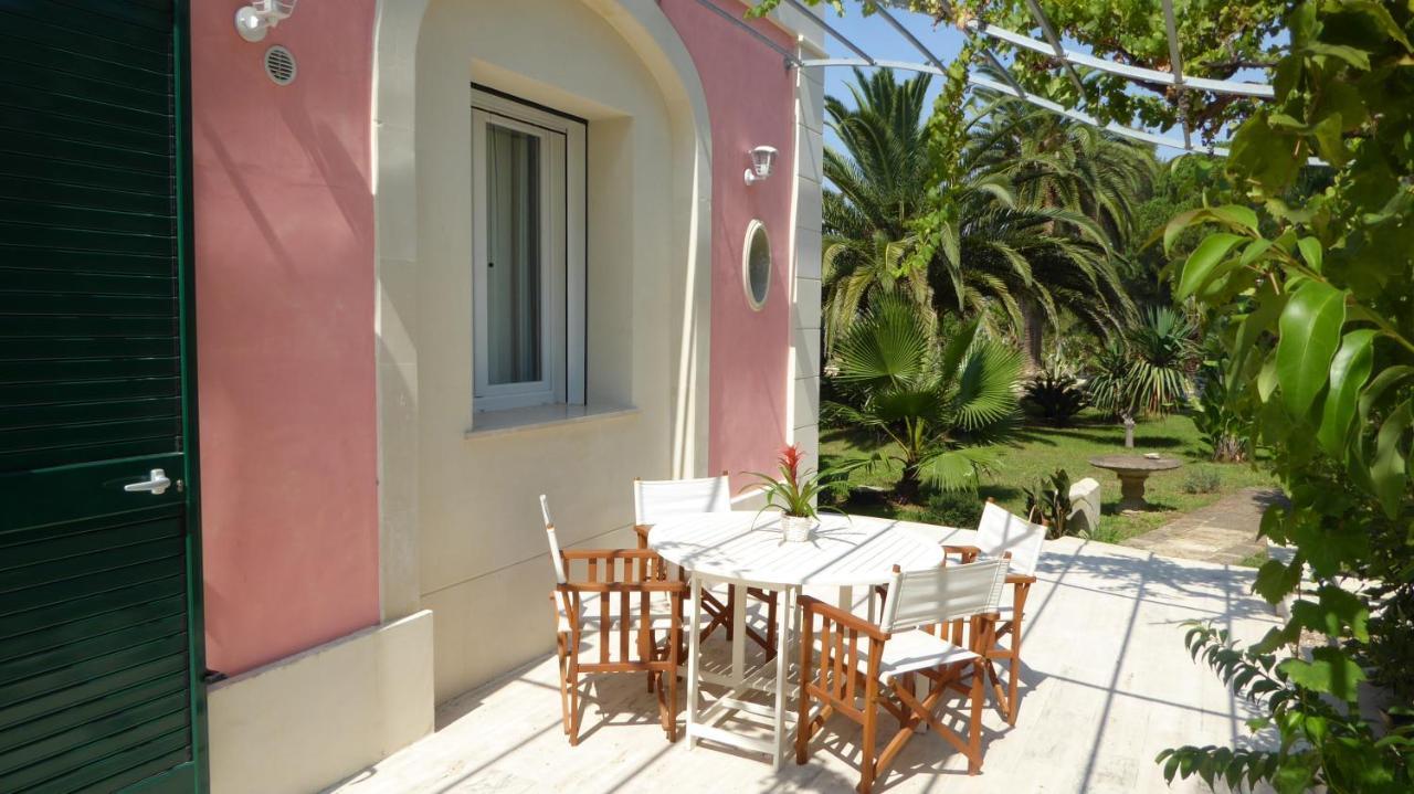 Villa Sirgole Rosa With Pool, Galatina Cutrofiano Dış mekan fotoğraf